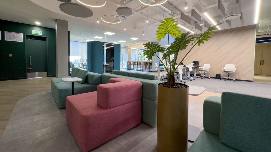 The Future of Desking: Shaping Tomorrow’s Hybrid Workspace